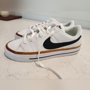 Women's Nike Court Vision Shoes